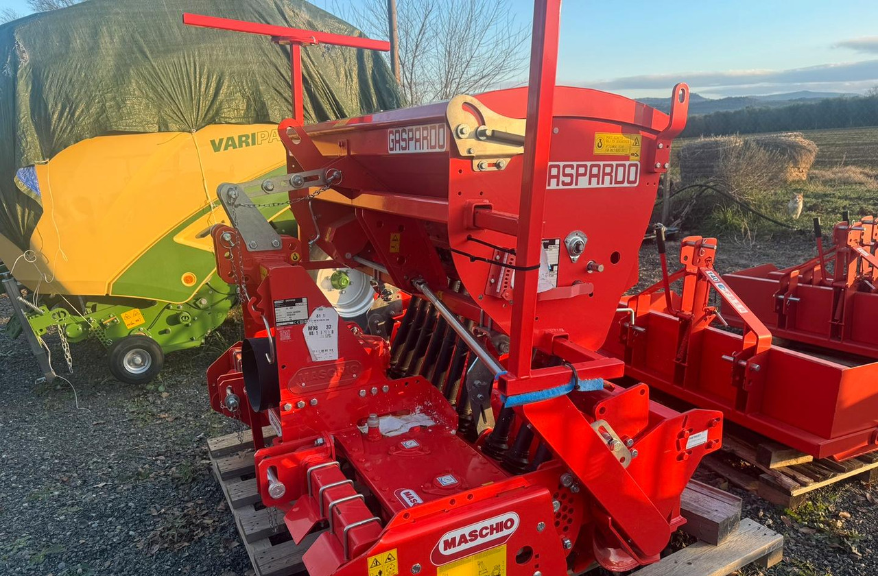 Seminatrice - Combine seed drill: picture 2 Seminatrice - Combine seed drill: picture 2
