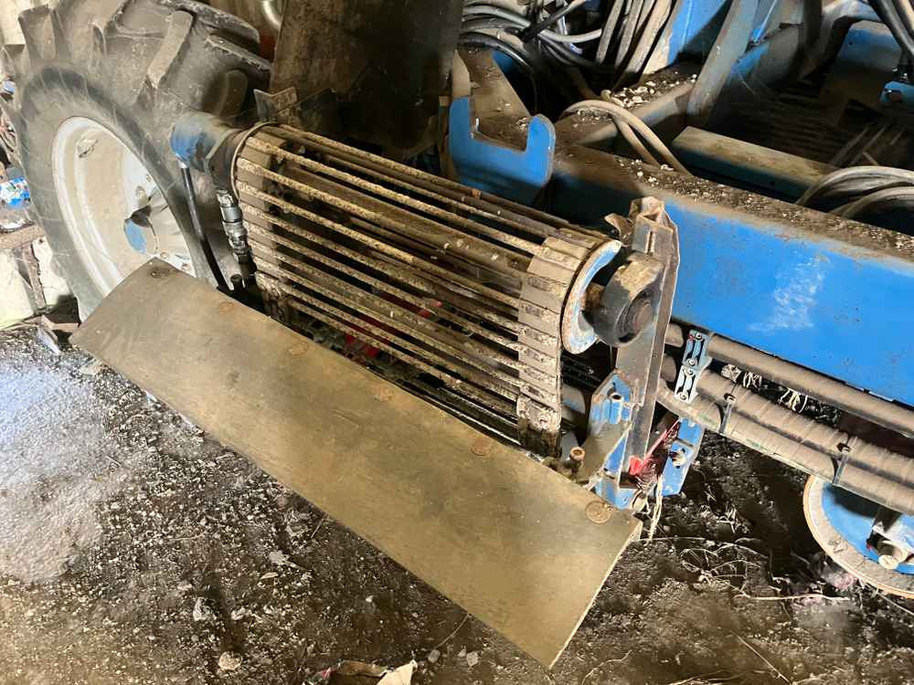 ASA-Lift ASA-Lift, WR300, Triple Bed Windrower - Grape harvesting machine: picture 4 ASA-Lift ASA-Lift, WR300, Triple Bed Windrower - Grape harvesting machine: picture 4