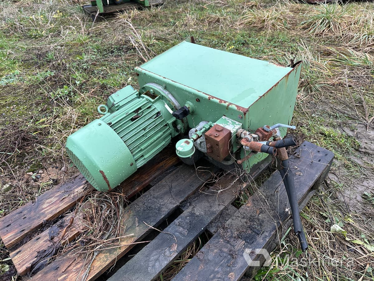 Hydraulpump BEVI SKG 132 S-4 - Hydraulic pump for Agricultural machinery: picture 3 Hydraulpump BEVI SKG 132 S-4 - Hydraulic pump for Agricultural machinery: picture 3