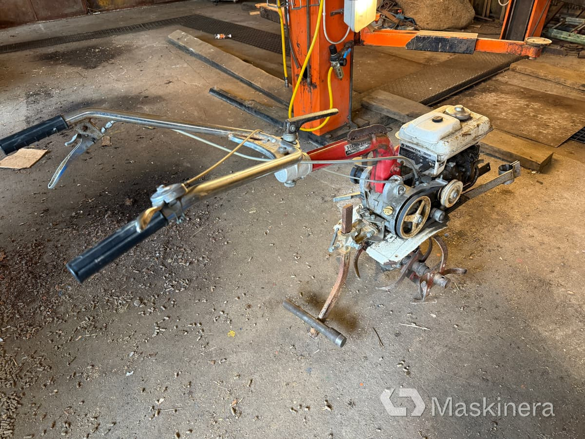 Jordfräs Honda F28C (Rep.objekt) - Garden tiller: picture 3 Jordfräs Honda F28C (Rep.objekt) - Garden tiller: picture 3