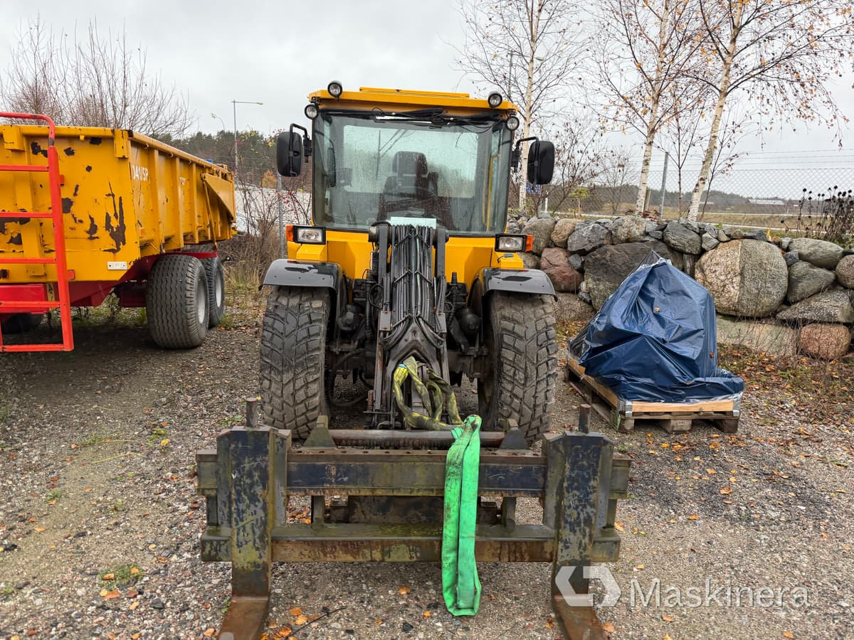 Redskapsbärare Lundberg 4200 LS Teleskop (Repobjekt) - Other machinery: picture 3 Redskapsbärare Lundberg 4200 LS Teleskop (Repobjekt) - Other machinery: picture 3