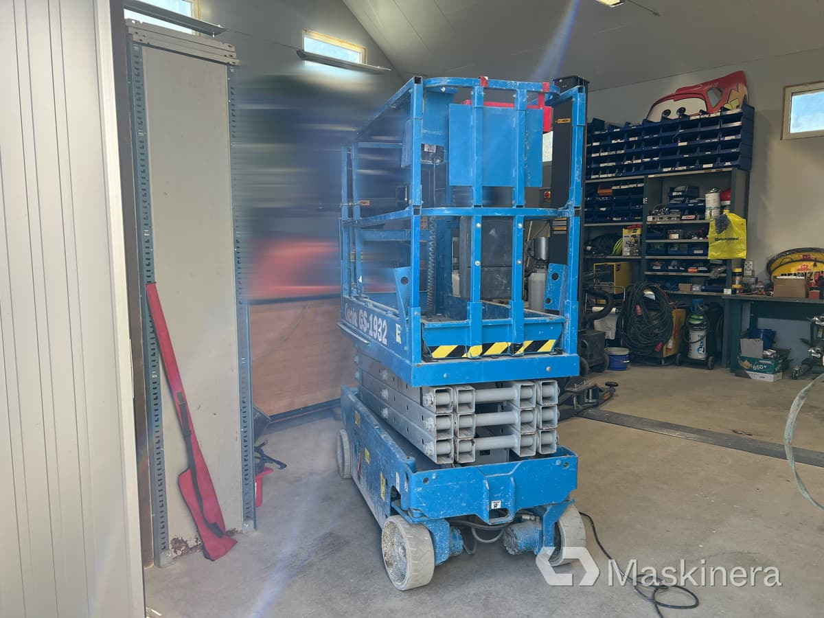 Saxlift Genie GS-1932 - Scissor lift: picture 4 Saxlift Genie GS-1932 - Scissor lift: picture 4