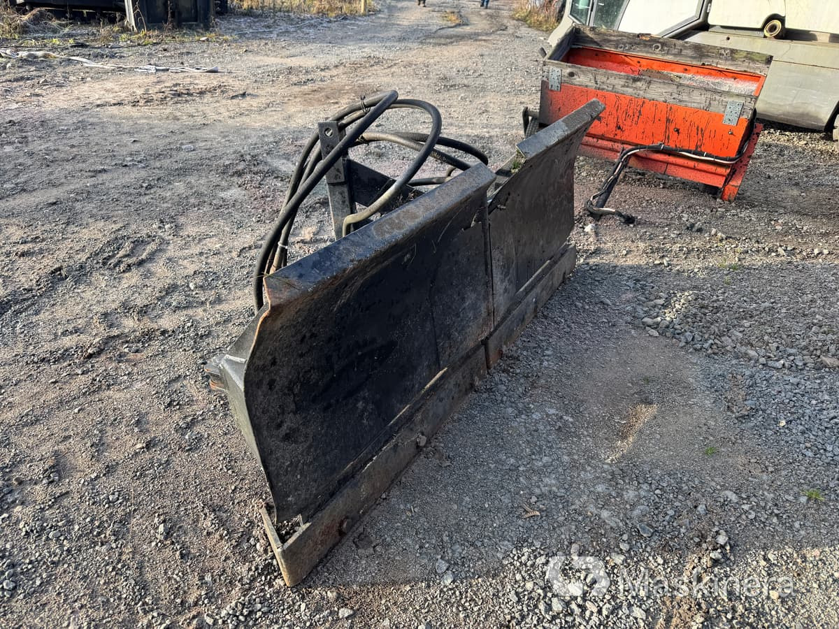 Vikplog / Snöblad 3-punktsfäste - Snow plough: picture 3 Vikplog / Snöblad 3-punktsfäste - Snow plough: picture 3