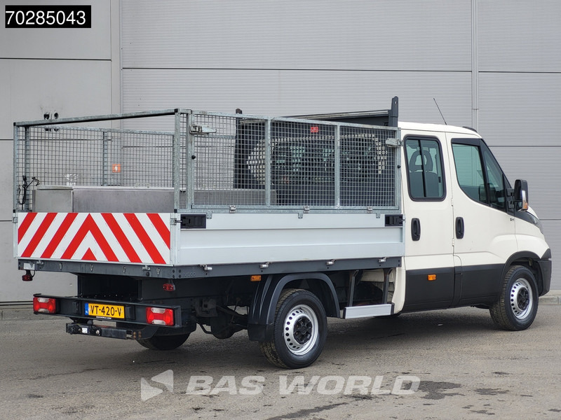 Iveco Daily 35S11 Open Laadbak met Kist Dubbel Cabine 3,5t Trekhaak Airco Pickup Pritsche Open Box Airco Trekhaak - Flatbed van: picture 5 Iveco Daily 35S11 Open Laadbak met Kist Dubbel Cabine 3,5t Trekhaak Airco Pickup Pritsche Open Box Airco Trekhaak - Flatbed van: picture 5