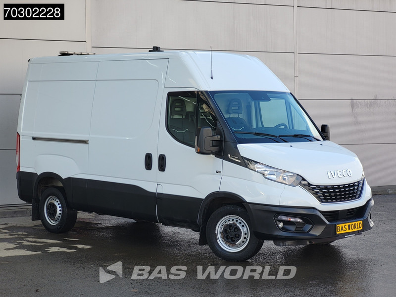 Iveco Daily 35S16 Automaat L2H2 3,5t Trekhaak 160PK ACC Navi Airco Camera Werkplaatsinrichting Euro6 L2 Airco Trekhaak - Panel van: picture 3 Iveco Daily 35S16 Automaat L2H2 3,5t Trekhaak 160PK ACC Navi Airco Camera Werkplaatsinrichting Euro6 L2 Airco Trekhaak - Panel van: picture 3