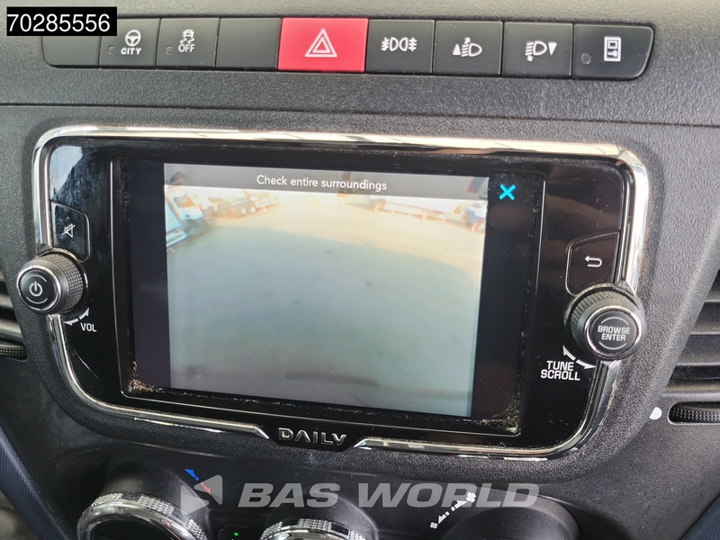 Panel van Iveco Daily 35S18 3.0L Automaat L2H2 3,5t Trekhaak LED Navi Airco Cruise Camera Euro6 L2 11m3 Airco Trekhaak Cruise control: picture 15