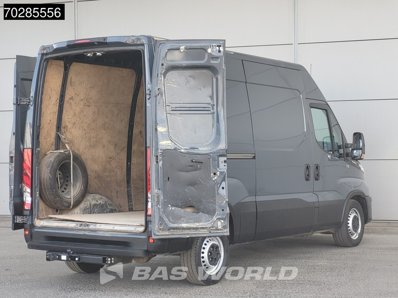 Panel van Iveco Daily 35S18 3.0L Automaat L2H2 3,5t Trekhaak LED Navi Airco Cruise Camera Euro6 L2 11m3 Airco Trekhaak Cruise control: picture 7