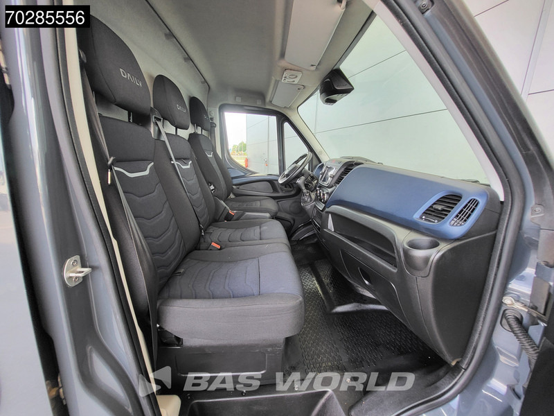 Panel van Iveco Daily 35S18 3.0L Automaat L2H2 3,5t Trekhaak LED Navi Airco Cruise Camera Euro6 L2 11m3 Airco Trekhaak Cruise control: picture 12