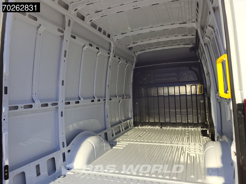 Iveco Daily 35S21 3.0L Automaat 210PK L2H2 2025-Model 3,5t Trekvermogen ACC LED CarPlay Camera Parkeersensoren Velgen Euro6 L3 12m3 Airco - Panel van: picture 5 Iveco Daily 35S21 3.0L Automaat 210PK L2H2 2025-Model 3,5t Trekvermogen ACC LED CarPlay Camera Parkeersensoren Velgen Euro6 L3 12m3 Airco - Panel van: picture 5