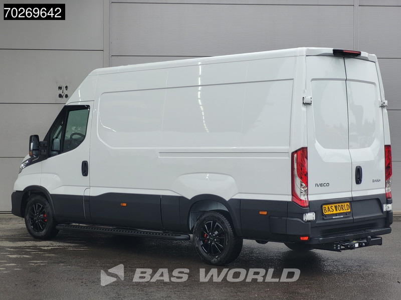Iveco Daily 35S21 3.0L Automaat Black Edition 2025 model L2H2 Trekhaak Tacho ACC LED CarPlay Velgen Camera 12m3 Airco Trekhaak - Panel van: picture 2 Iveco Daily 35S21 3.0L Automaat Black Edition 2025 model L2H2 Trekhaak Tacho ACC LED CarPlay Velgen Camera 12m3 Airco Trekhaak - Panel van: picture 2