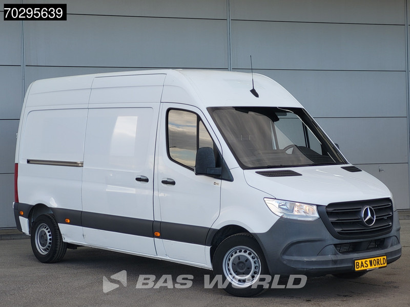 Mercedes-Benz Sprinter 311 CDI L2H2 Airco Cruise MBUX CarPlay Euro6 L2 12m3 Airco Cruise control - Small van: picture 3 Mercedes-Benz Sprinter 311 CDI L2H2 Airco Cruise MBUX CarPlay Euro6 L2 12m3 Airco Cruise control - Small van: picture 3