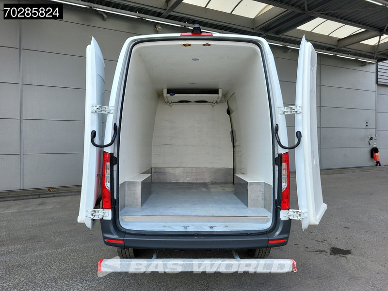 Mercedes-Benz Sprinter 314 CDI Automaat Koelwagen Carrier Viento 350 Navi Airco Cruise Camera MBUX Euro6 Koel Koeler Kühl Kühler Kühlwagen 9m3 Airco Cr - Refrigerated van: picture 3 Mercedes-Benz Sprinter 314 CDI Automaat Koelwagen Carrier Viento 350 Navi Airco Cruise Camera MBUX Euro6 Koel Koeler Kühl Kühler Kühlwagen 9m3 Airco Cr - Refrigerated van: picture 3