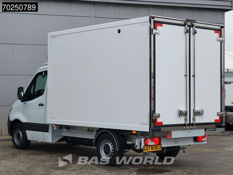 Mercedes-Benz Sprinter 315 CDI Koelwagen 2025model Thermo King V-300max 230V stekker Bakwagen Koel Kühlwagen 13m3 Airco Cruise control - Refrigerated van: picture 2 Mercedes-Benz Sprinter 315 CDI Koelwagen 2025model Thermo King V-300max 230V stekker Bakwagen Koel Kühlwagen 13m3 Airco Cruise control - Refrigerated van: picture 2