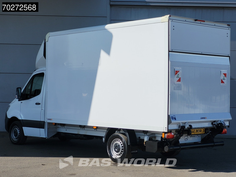 Mercedes-Benz Sprinter 317 CDI Automaat Bakwagen Laadklep Camera Airco Koffer Meubelbak 20m3 Airco - Box van: picture 5 Mercedes-Benz Sprinter 317 CDI Automaat Bakwagen Laadklep Camera Airco Koffer Meubelbak 20m3 Airco - Box van: picture 5