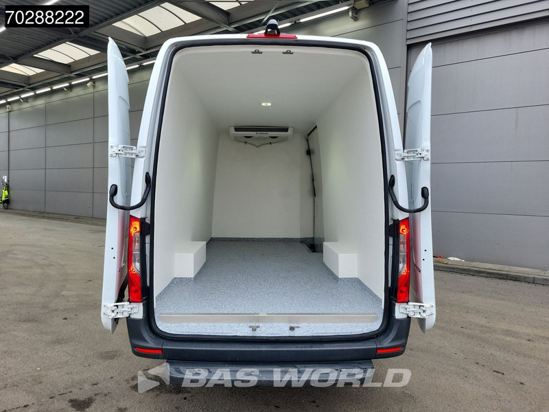 Mercedes-Benz Sprinter 317 CDI Automaat Koelwagen L3H2 Thermo King V-200MAX 230v-Stekker 170PK Airco Cruise Camera Parkeersensoren MBUX CarPlay Euro6 L - Refrigerated van: picture 3 Mercedes-Benz Sprinter 317 CDI Automaat Koelwagen L3H2 Thermo King V-200MAX 230v-Stekker 170PK Airco Cruise Camera Parkeersensoren MBUX CarPlay Euro6 L - Refrigerated van: picture 3