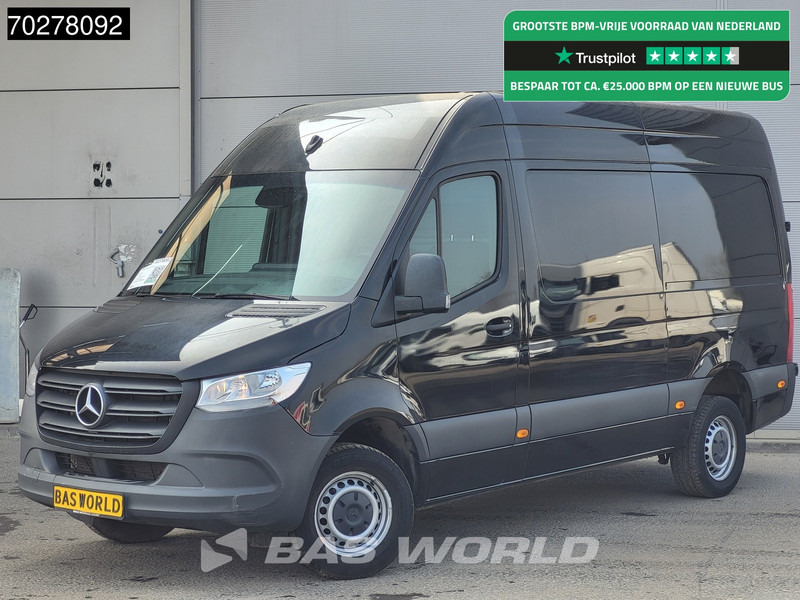 Mercedes-Benz Sprinter 317 CDI Automaat L2H2 3500KG Trekhaak 170PK Airco Camera MBUX CarPlay Euro6 L2 10m3 Airco Trekhaak - Panel van: picture 1 Mercedes-Benz Sprinter 317 CDI Automaat L2H2 3500KG Trekhaak 170PK Airco Camera MBUX CarPlay Euro6 L2 10m3 Airco Trekhaak - Panel van: picture 1