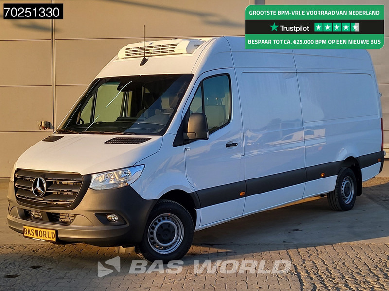 Mercedes-Benz Sprinter 317 CDI L3H2 Koelwagen Thermo King V-200 MAX 230V Stekker Trekhaak Airco Cruise Camera Navi Koeler Koel Kühlwagen 12m3 Airco Tre - Refrigerated van: picture 1 Mercedes-Benz Sprinter 317 CDI L3H2 Koelwagen Thermo King V-200 MAX 230V Stekker Trekhaak Airco Cruise Camera Navi Koeler Koel Kühlwagen 12m3 Airco Tre - Refrigerated van: picture 1