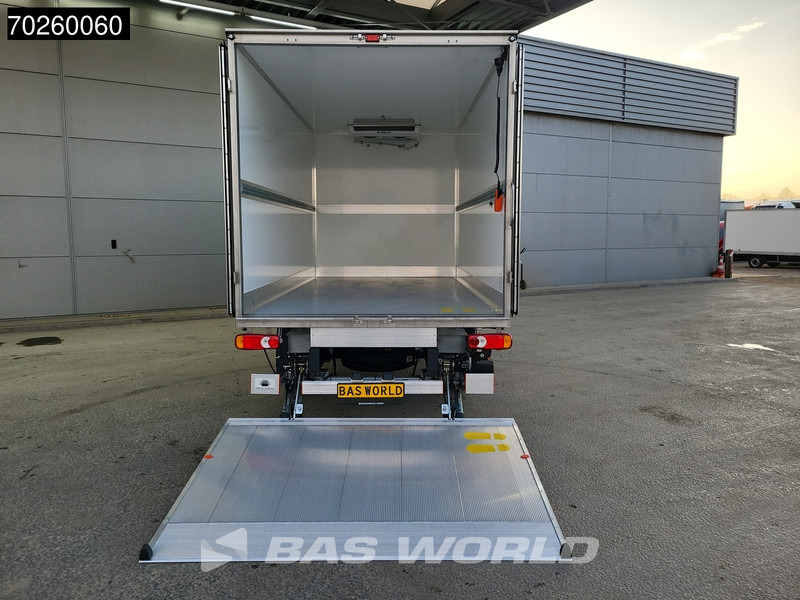 Renault Master 165PK Laadklep Koelwagen Thermo King C-250 Airco Cruise LED Koeler Koel Kühlwagen Kühlkoffer 17m3 Airco Cruise control - Refrigerated van: picture 3 Renault Master 165PK Laadklep Koelwagen Thermo King C-250 Airco Cruise LED Koeler Koel Kühlwagen Kühlkoffer 17m3 Airco Cruise control - Refrigerated van: picture 3