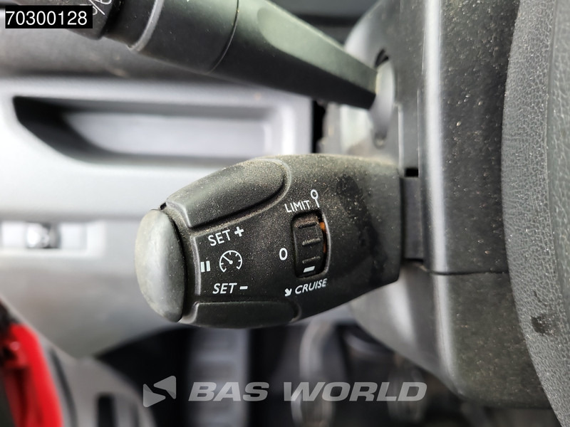 Small van Toyota ProAce 120PK L2H1 Trekhaak Airco Cruise APK 12-2025 Euro6 L2 Airco Trekhaak Cruise control: picture 18