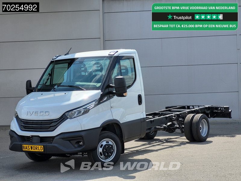 Iveco Daily 35C18 Chassis Cabine Automaat 410WB Airco Cruise Navi LED Euro6 Fahrgestell Chassis 22m3 Cruise control - Van: picture 1 Iveco Daily 35C18 Chassis Cabine Automaat 410WB Airco Cruise Navi LED Euro6 Fahrgestell Chassis 22m3 Cruise control - Van: picture 1