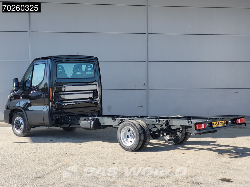Iveco Daily 35C21 Automaat 410wb Dubbellucht 2025model Chassis Cabine ACC Fahrgestell Airco - Van: picture 2 Iveco Daily 35C21 Automaat 410wb Dubbellucht 2025model Chassis Cabine ACC Fahrgestell Airco - Van: picture 2