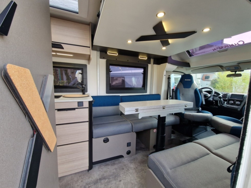 Chausson X550 - Semi-integrated motorhome: picture 4 Chausson X550 - Semi-integrated motorhome: picture 4