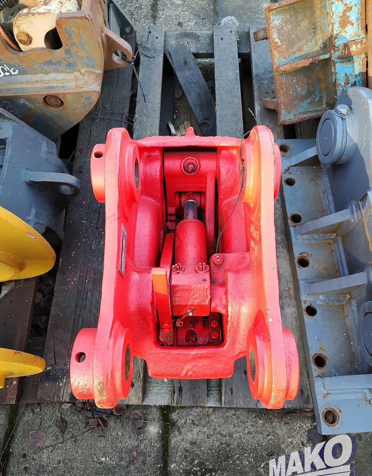 NOWE Szybkozłącze hydrauliczne TwinLock Miller fi 60 (Nieużywane) - Attachment for Construction machinery: picture 2 NOWE Szybkozłącze hydrauliczne TwinLock Miller fi 60 (Nieużywane) - Attachment for Construction machinery: picture 2