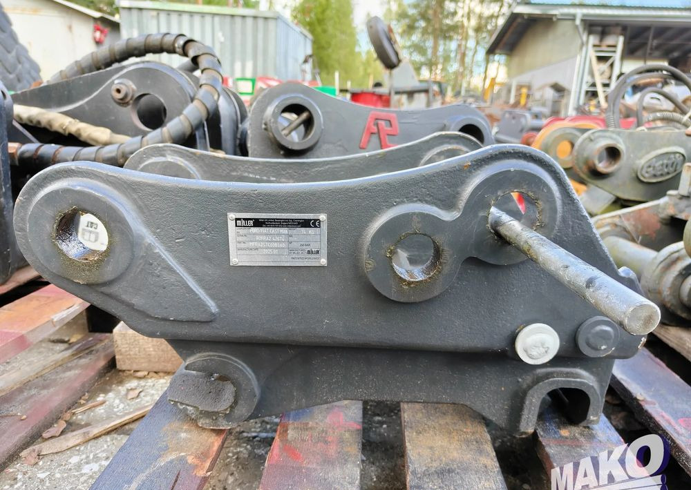 NOWE Szybkozłącze mechaniczne Miller fi 45 - Attachment for Construction machinery: picture 3 NOWE Szybkozłącze mechaniczne Miller fi 45 - Attachment for Construction machinery: picture 3