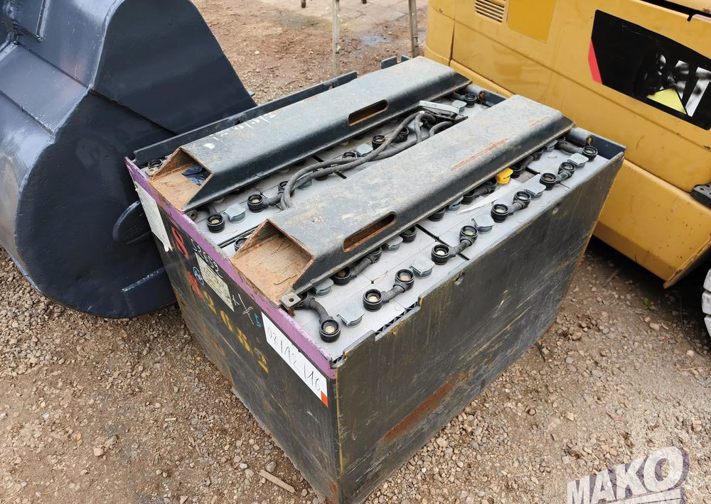 Caterpillar EP35K-PAC - Electric forklift: picture 5 Caterpillar EP35K-PAC - Electric forklift: picture 5