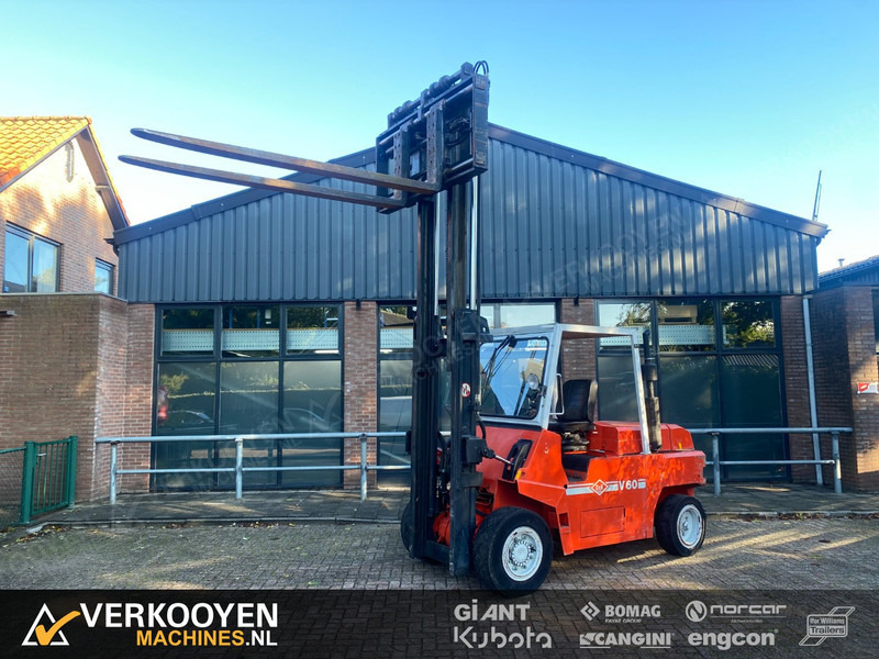 O & K V60 - Forkpositioner + Sideshift Forklift - Diesel forklift: picture 4 O & K V60 - Forkpositioner + Sideshift Forklift - Diesel forklift: picture 4