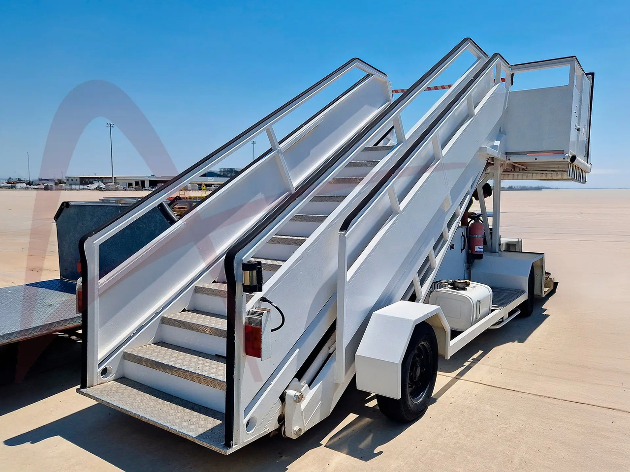 EINSA EDA-18425 - Passenger stairs: picture 3 EINSA EDA-18425 - Passenger stairs: picture 3