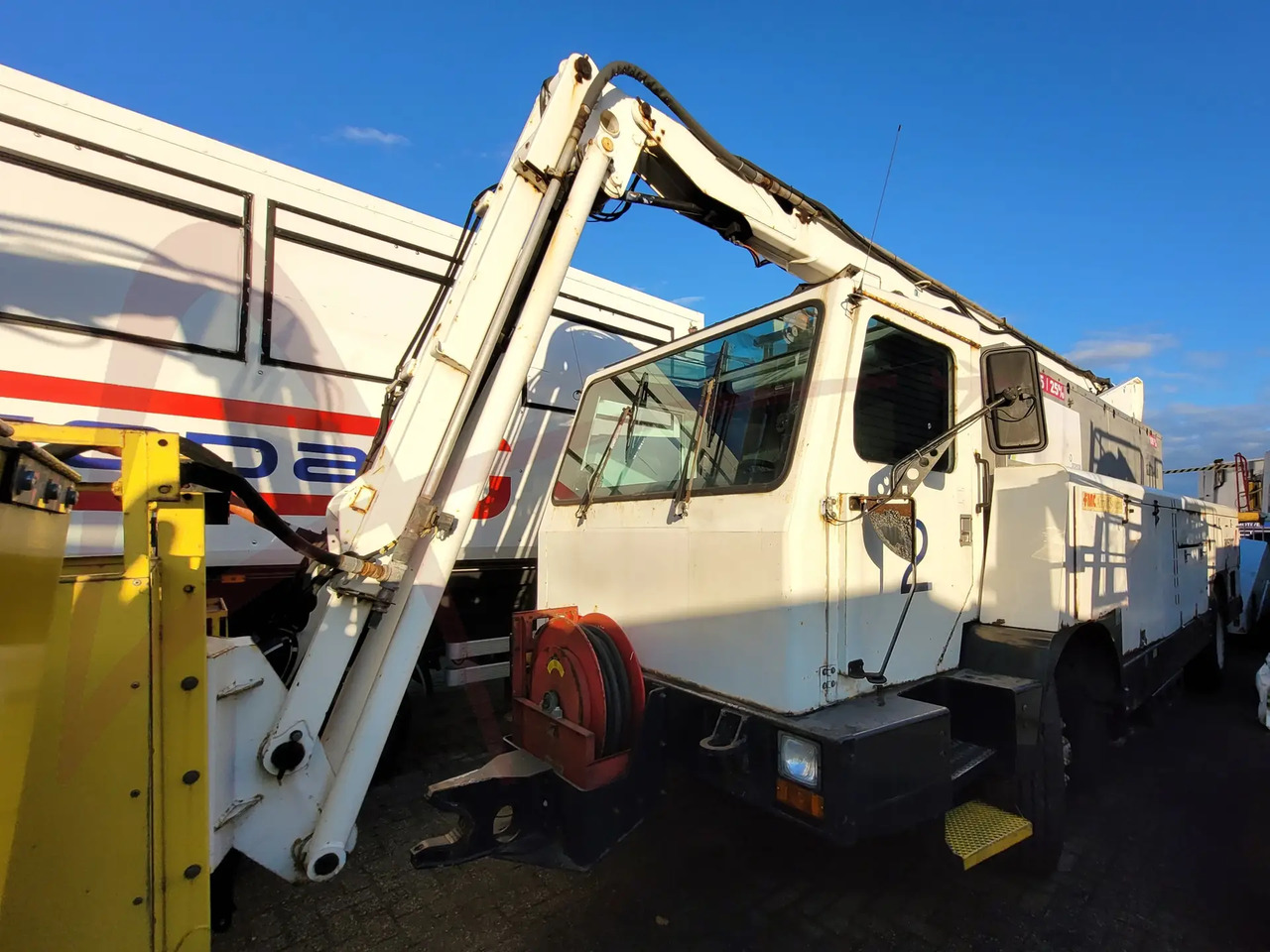 FMC TEMPEST 2 - Aircraft deicer: picture 1 FMC TEMPEST 2 - Aircraft deicer: picture 1