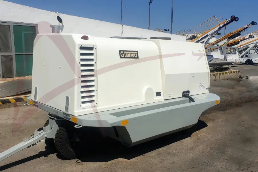 GUINAULT GA100V40D100 28 - Ground power unit: picture 3 GUINAULT GA100V40D100 28 - Ground power unit: picture 3