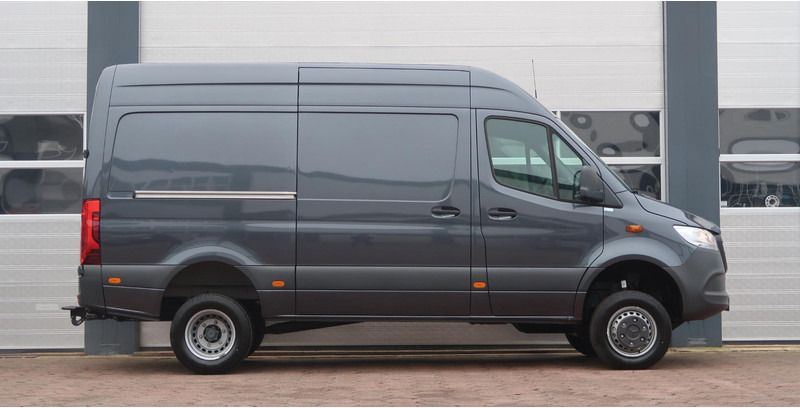 Panel van Mercedes-Benz Sprinter 519 CDI L2H2 4X4 AUT/ 2X DEUR/ 3,5T/ MBUX/ CAMERA/ ETC.: picture 15