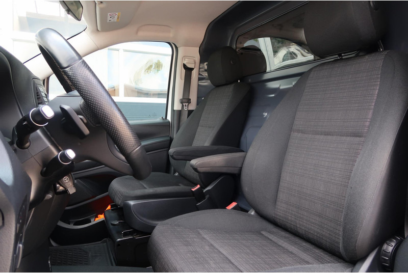 Lease a Mercedes-Benz Vito 119 CDI 4X4 AUT/ 4Matic/ CAMERA/ LED/ CLIMA/ CRUISE Mercedes-Benz Vito 119 CDI 4X4 AUT/ 4Matic/ CAMERA/ LED/ CLIMA/ CRUISE: picture 15