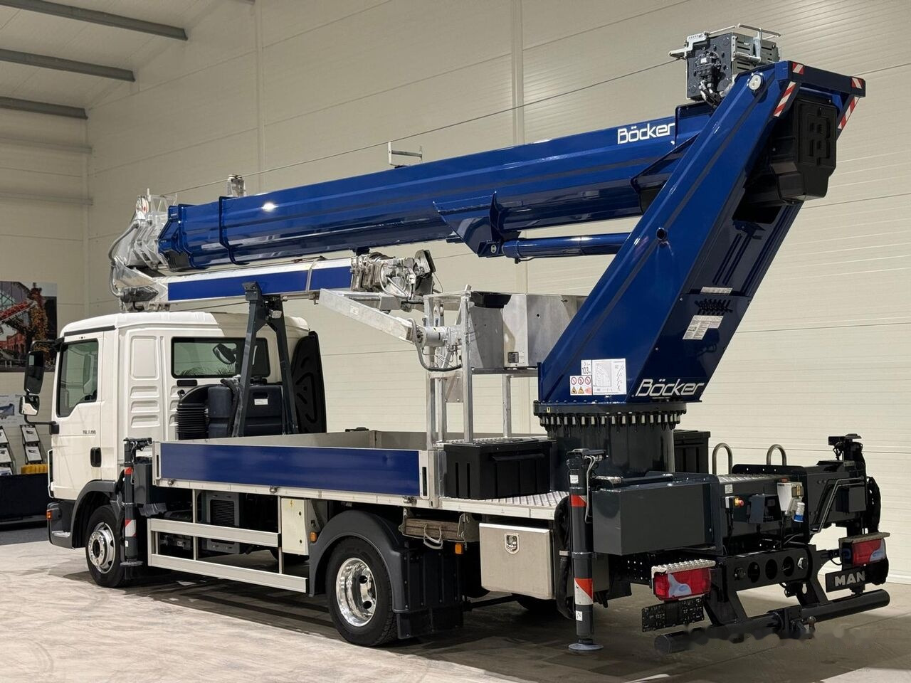 Mobile crane MAN Böcker AK 37/4000 on chassis: picture 12