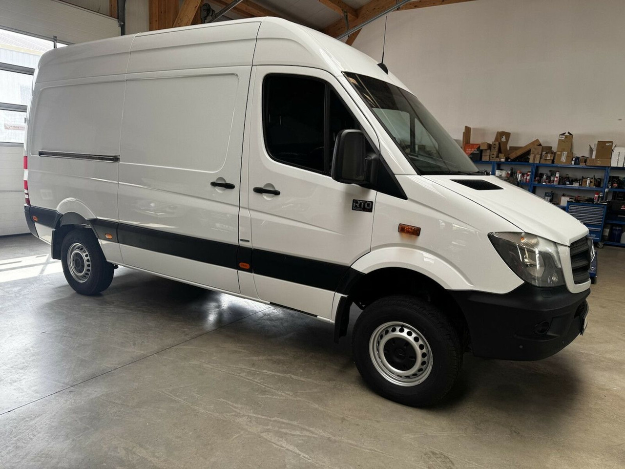 Mercedes-Benz Sprinter 319 CDI 4x4 3.0 V6 Untersetzung 1a! - Panel van: picture 4 Mercedes-Benz Sprinter 319 CDI 4x4 3.0 V6 Untersetzung 1a! - Panel van: picture 4