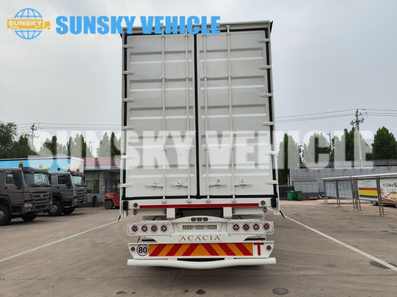 HOWO 13 meters curtain side semi trailer - Curtainsider semi-trailer: picture 5 HOWO 13 meters curtain side semi trailer - Curtainsider semi-trailer: picture 5