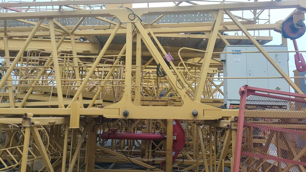 XCMG Official Construction Crane Lifting Equipment 8Ton XGT6015A-8S Flat Top Tower Crane For Sale - Tower crane: picture 3 XCMG Official Construction Crane Lifting Equipment 8Ton XGT6015A-8S Flat Top Tower Crane For Sale - Tower crane: picture 3