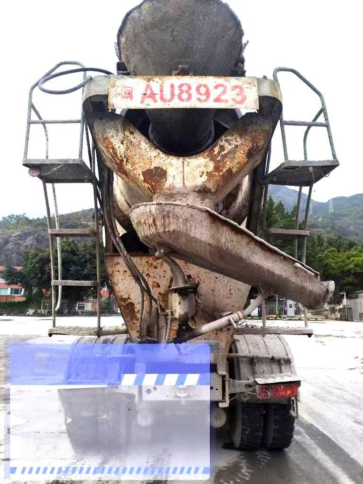 XCMG Official Second Hand Cement Mixer Machine G4804B 12m³ Concrete Mixer Truck Price - Concrete mixer truck: picture 4 XCMG Official Second Hand Cement Mixer Machine G4804B 12m³ Concrete Mixer Truck Price - Concrete mixer truck: picture 4
