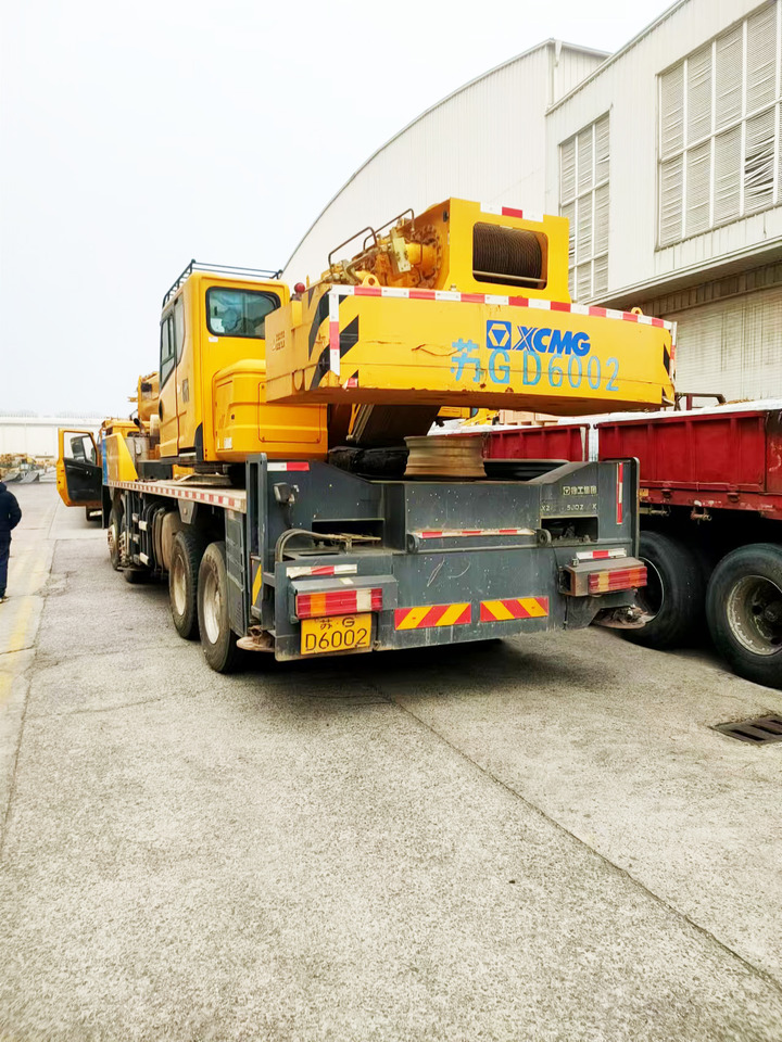 XCMG Official Second Hand Mobile Crane QY40KC 40 Ton Hydraulic Crane Price - Mobile crane: picture 5 XCMG Official Second Hand Mobile Crane QY40KC 40 Ton Hydraulic Crane Price - Mobile crane: picture 5