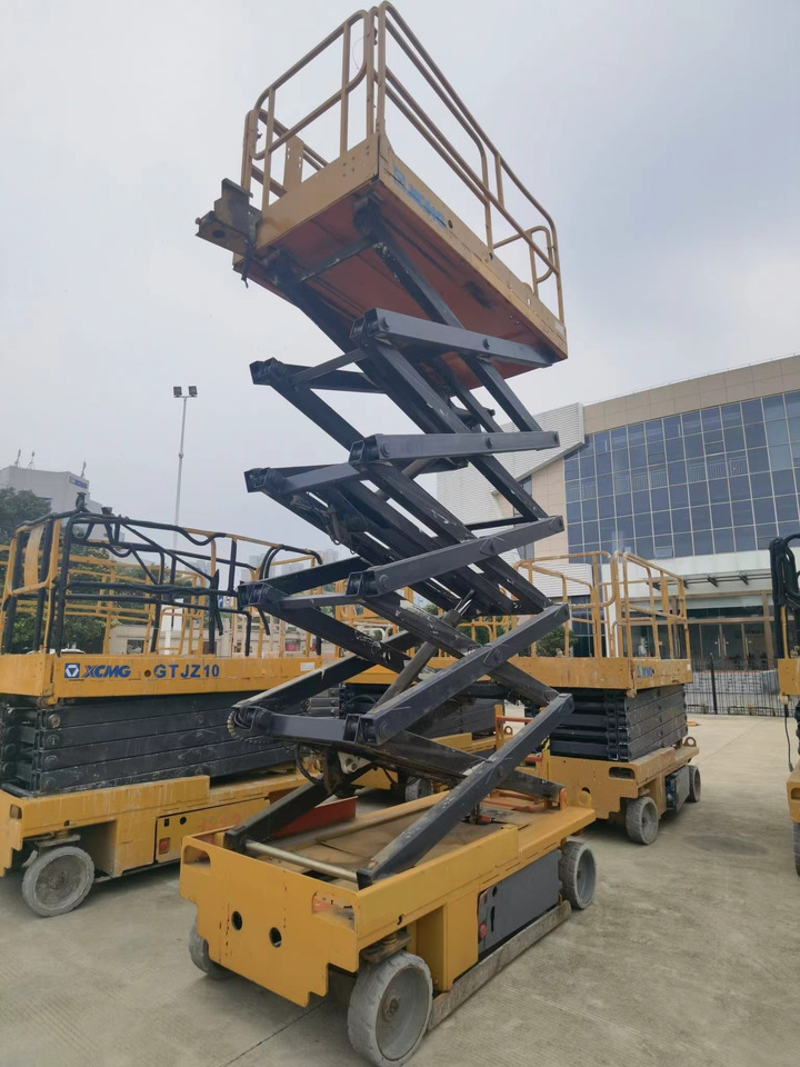 XCMG Official Used Self Propelled Lift GTJZ1012 10m Scissors Lift Platform Price List - Scissor lift: picture 4 XCMG Official Used Self Propelled Lift GTJZ1012 10m Scissors Lift Platform Price List - Scissor lift: picture 4