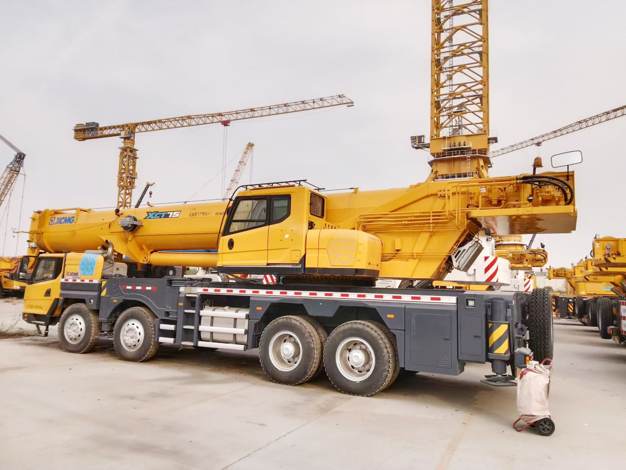 XCMG Official Used Truck Crane XCT75L7 75 Ton Mobile Crane Machine For Sale - Mobile crane: picture 4 XCMG Official Used Truck Crane XCT75L7 75 Ton Mobile Crane Machine For Sale - Mobile crane: picture 4