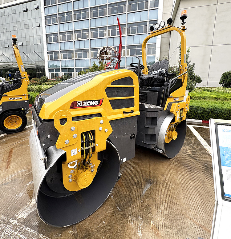 XCMG official XD140 4 ton mini light road roller price - Mini roller: picture 3 XCMG official XD140 4 ton mini light road roller price - Mini roller: picture 3