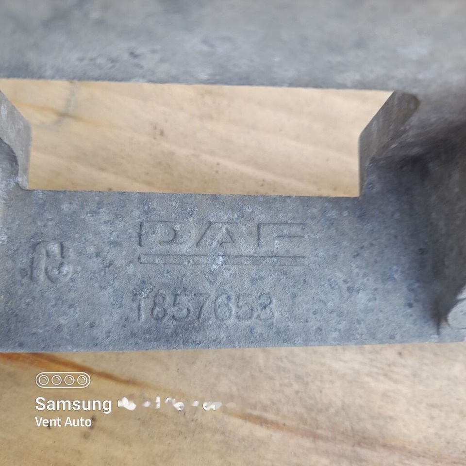 DAF XF 106 1857653 / 1857654 DAF 1857653 / 1857654 truck - Footstep for Truck: picture 5 DAF XF 106 1857653 / 1857654 DAF 1857653 / 1857654 truck - Footstep for Truck: picture 5