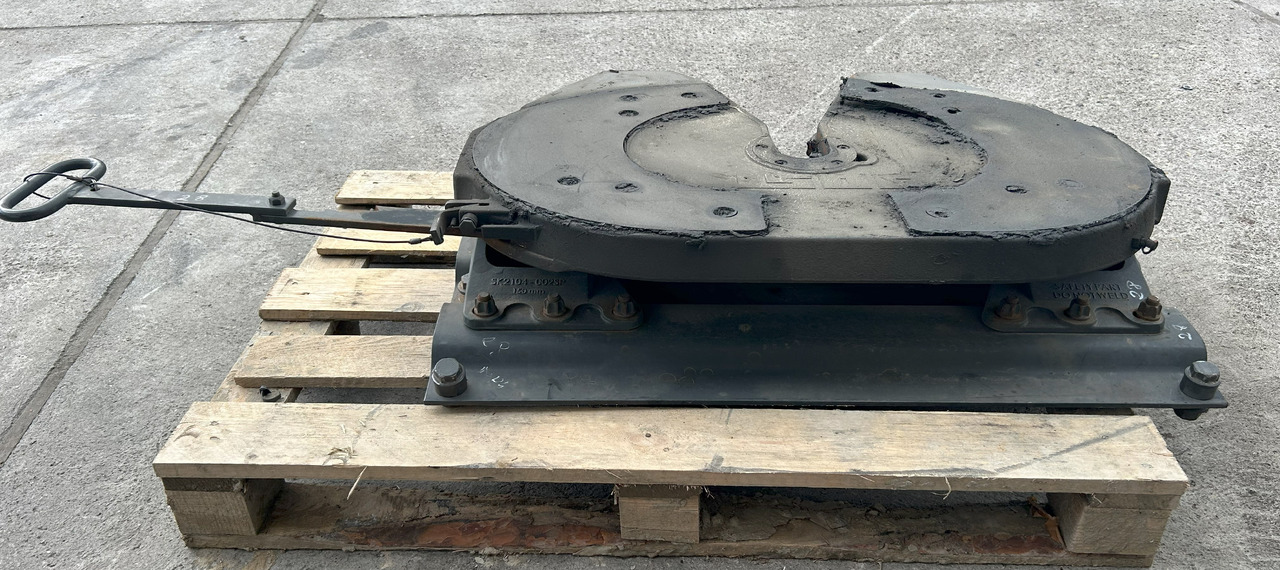 JOST JSK37C MERCEDES ACTROS MP4 - Fifth wheel coupling for Truck: picture 3 JOST JSK37C MERCEDES ACTROS MP4 - Fifth wheel coupling for Truck: picture 3