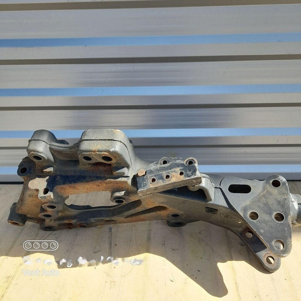 MOCOWANIE / UCHWYT Mercedes-Benz ACTROS MP4 A9613171128 Mercedes-Benz A9613171128 - Suspension for Truck: picture 1 MOCOWANIE / UCHWYT Mercedes-Benz ACTROS MP4 A9613171128 Mercedes-Benz A9613171128 - Suspension for Truck: picture 1