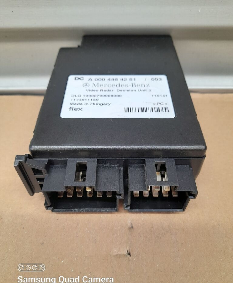 Mercedes-Benz VRDU 2 Mercedes-Benz ACTROS MP4 truck - Electrical system for Truck: picture 3 Mercedes-Benz VRDU 2 Mercedes-Benz ACTROS MP4 truck - Electrical system for Truck: picture 3