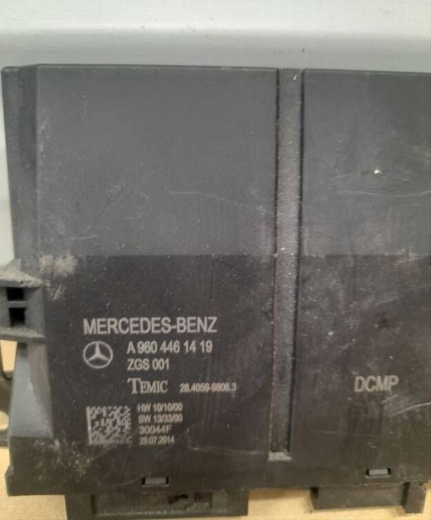 STEROWNIK DRZWI Mercedes-Benz ACTROS MP4 truck - Electrical system for Truck: picture 2 STEROWNIK DRZWI Mercedes-Benz ACTROS MP4 truck - Electrical system for Truck: picture 2