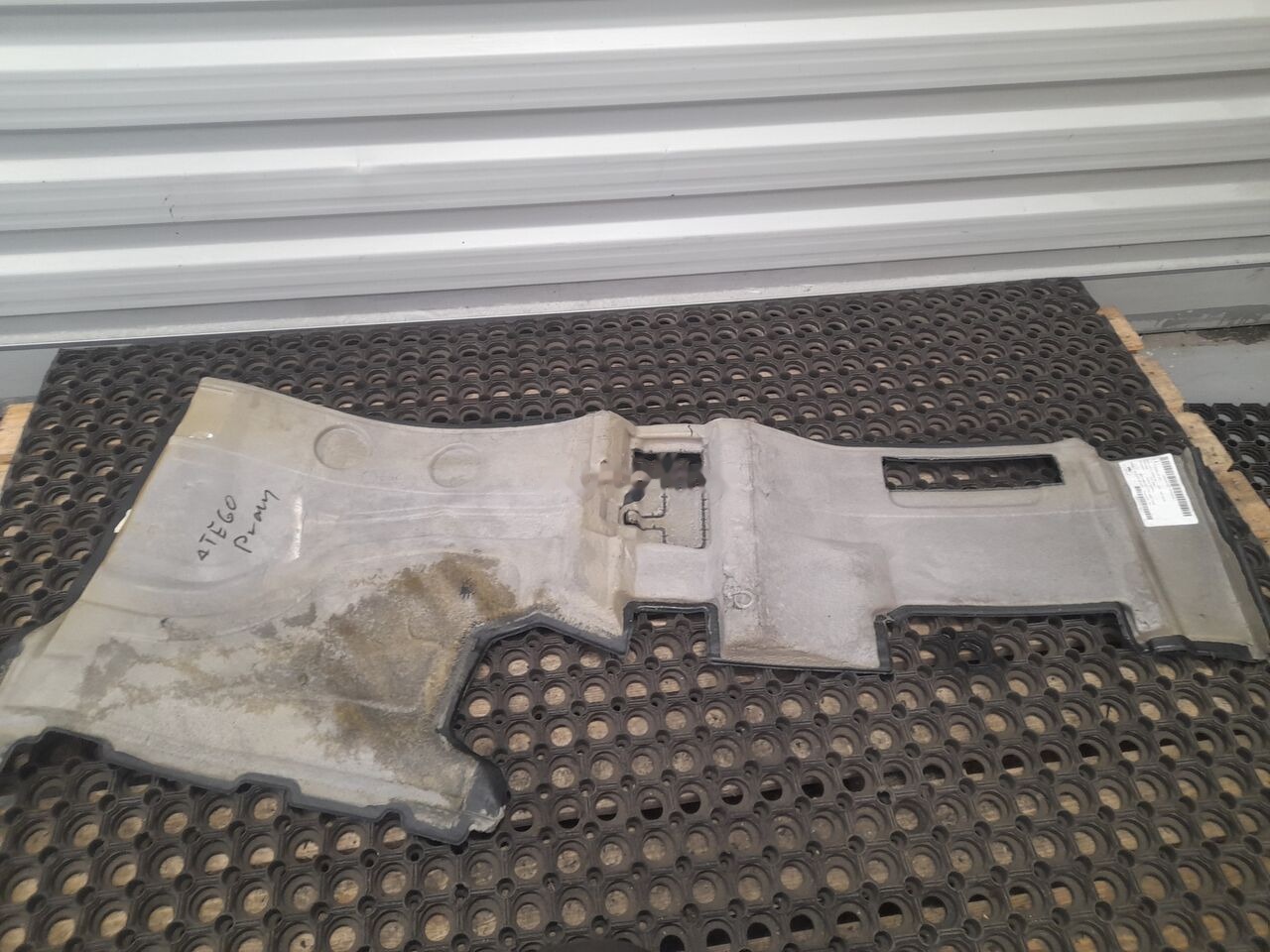 WYŁADZINA KABINY L Mercedes-Benz ATEGO A9406803503 - Cab and interior for Truck: picture 2 WYŁADZINA KABINY L Mercedes-Benz ATEGO A9406803503 - Cab and interior for Truck: picture 2